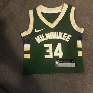 Toddler Milwaukee Bucks Giannis Antetokounmpo Nike Green Swingman Player Jersey